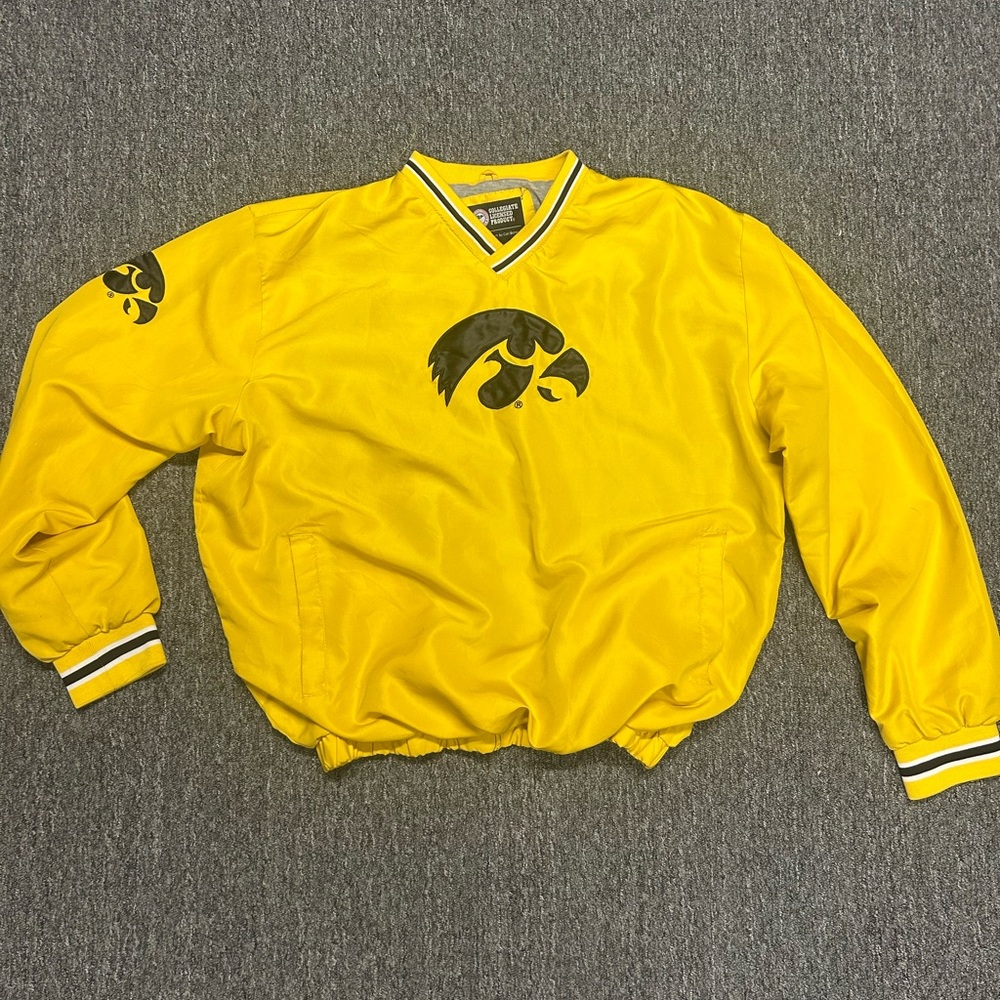 Vintage Iowa Hawkeyes Windbreaker